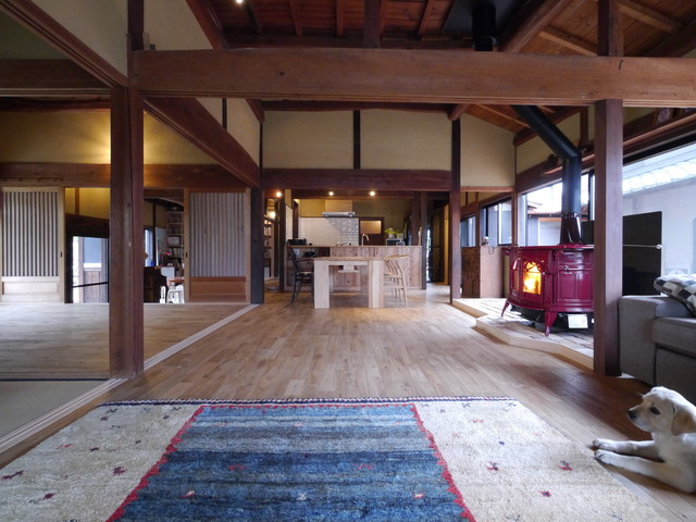 生駒 明治時代の古民家再生 アジアン リビング 他の地域 Teru輝建設株式会社 Houzz ハウズ