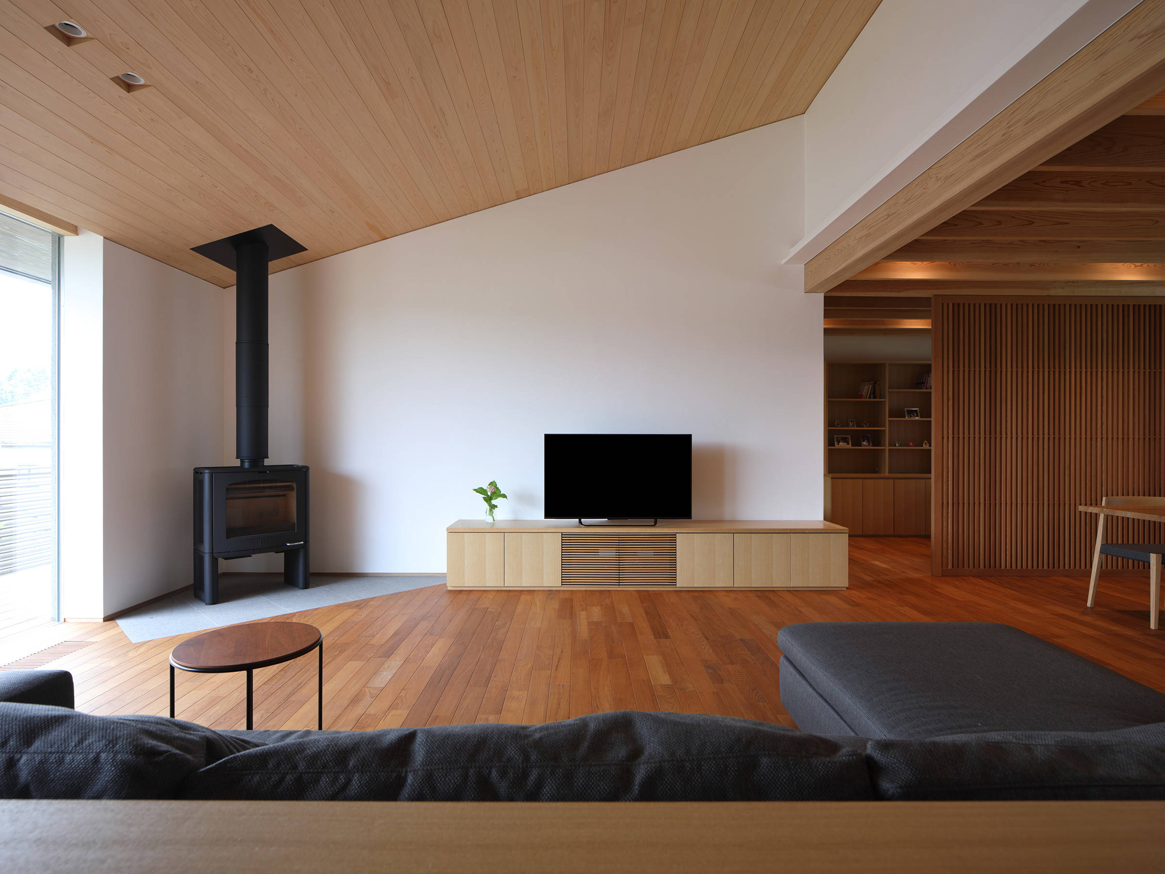 田尻の家 Japanese Living Room By 柳瀬真澄建築設計工房 Houzz 田尻の家 Japanese Living Room By 柳瀬真澄建築設計工房 Houzz