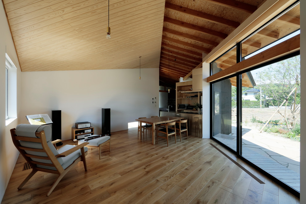 矩のつらなり Asian Living Room Other By 池田雪絵大野俊治一級建築士事務所 矩のつらなり Asian Living Room Other By 池田雪絵大野俊治一級建築士事務所