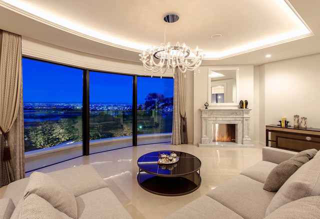 街の灯と豊潤な海を眼下に望む Transitional Living Room Tokyo Suburbs By Earnest Architects Houzz Ie