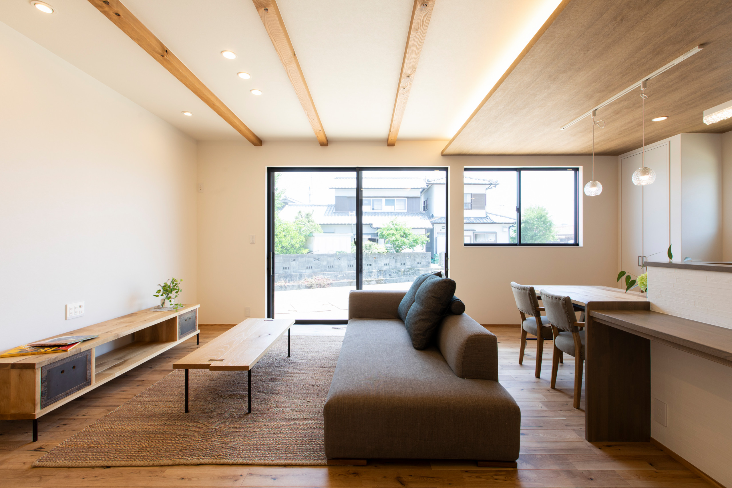 おしゃれなリビングのインテリア画像 75選 22年7月 Houzz ハウズ おしゃれなリビングのインテリア画像 75選 22年7月 Houzz ハウズ