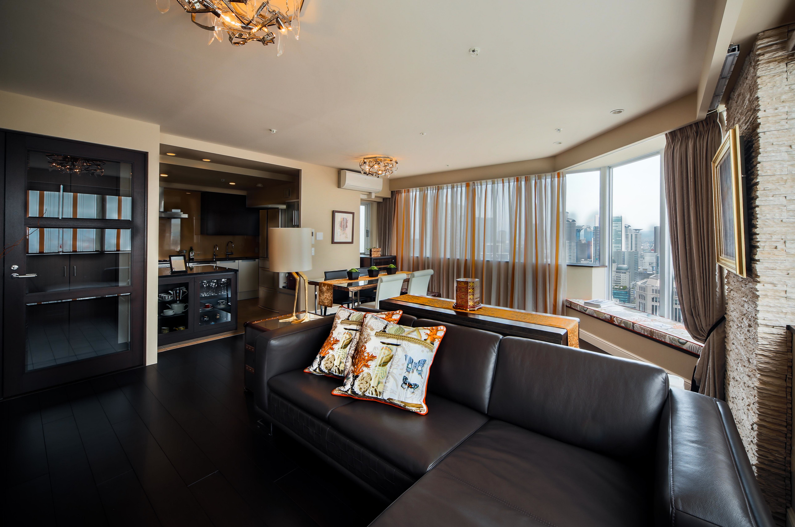 高層マンションリビング Eclectic Living Room Osaka By Nobuko Furuichi Interiors株式会社 Houzz