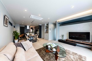 リビング グレーの壁 のインテリア実例画像 21年7月 Houzz ハウズ リビング グレーの壁 のインテリア実例画像 21年7月 Houzz ハウズ
