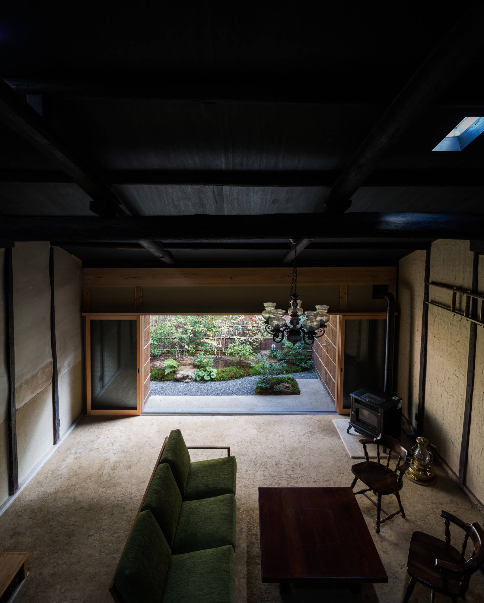 House In Gosho Nishi Japanese Living Room Kyoto By 京都の建築家 森田一弥建築設計事務所 Houzz