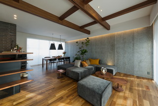 コンテンポラリースタイルのおしゃれなリビングのインテリア実例画像 21年7月 Houzz ハウズ