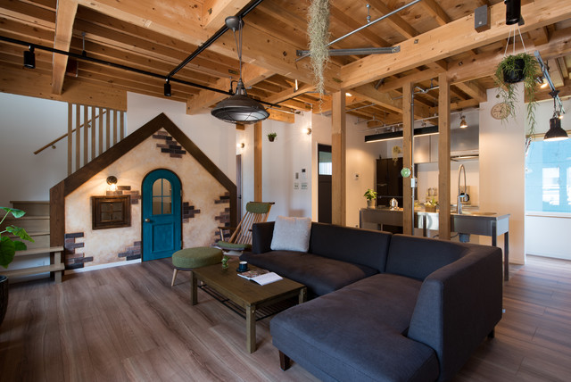 Merry 中古住宅 リノベーション事例 Asian Living Room Sapporo By Renoves リノベ札幌 株 Houzz