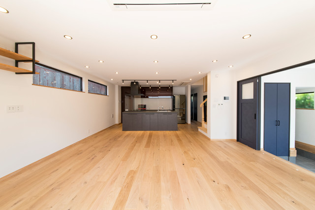 Nobo Style 東久留米市 N様邸 Casa De Campo Salon Periferia De Tokio De Nobo 株式会社山崎工務店 Houzz