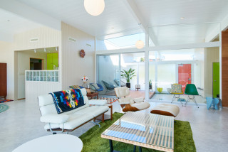 白いおしゃれなリビングのインテリア実例画像 21年6月 Houzz ハウズ