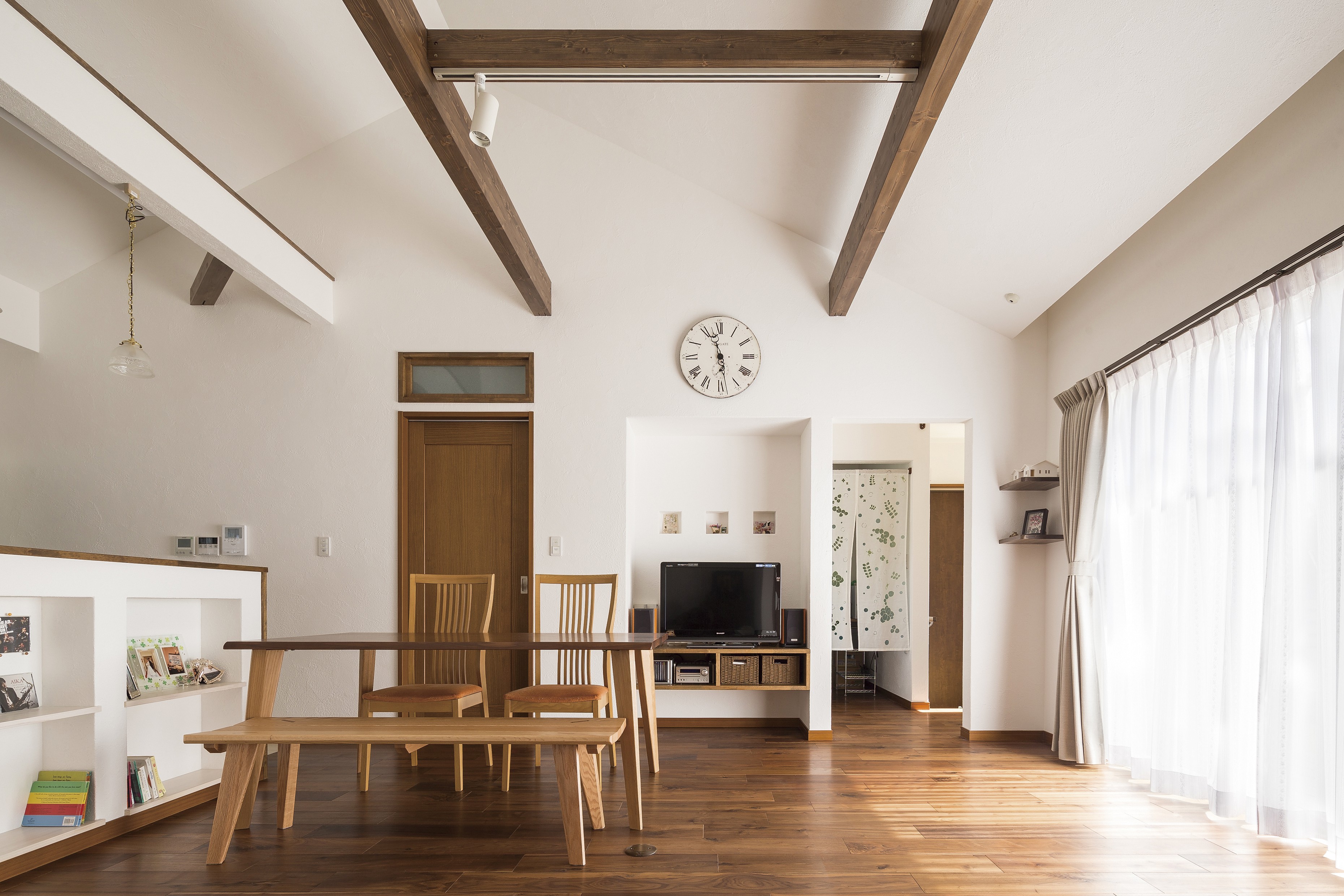 Sm様邸 Farmhouse Living Room Other By しっくいの家 Iestory By 篠田工務店 Houzz