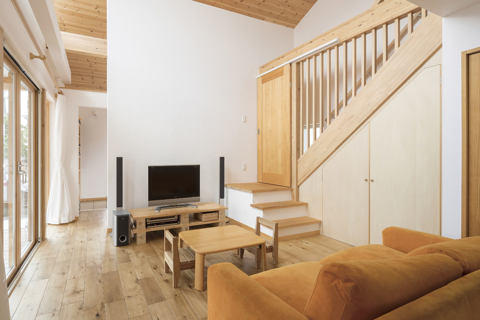 Sm 様邸 Farmhouse Living Room Other By しっくいの家 Iestory By 篠田工務店 Houzz