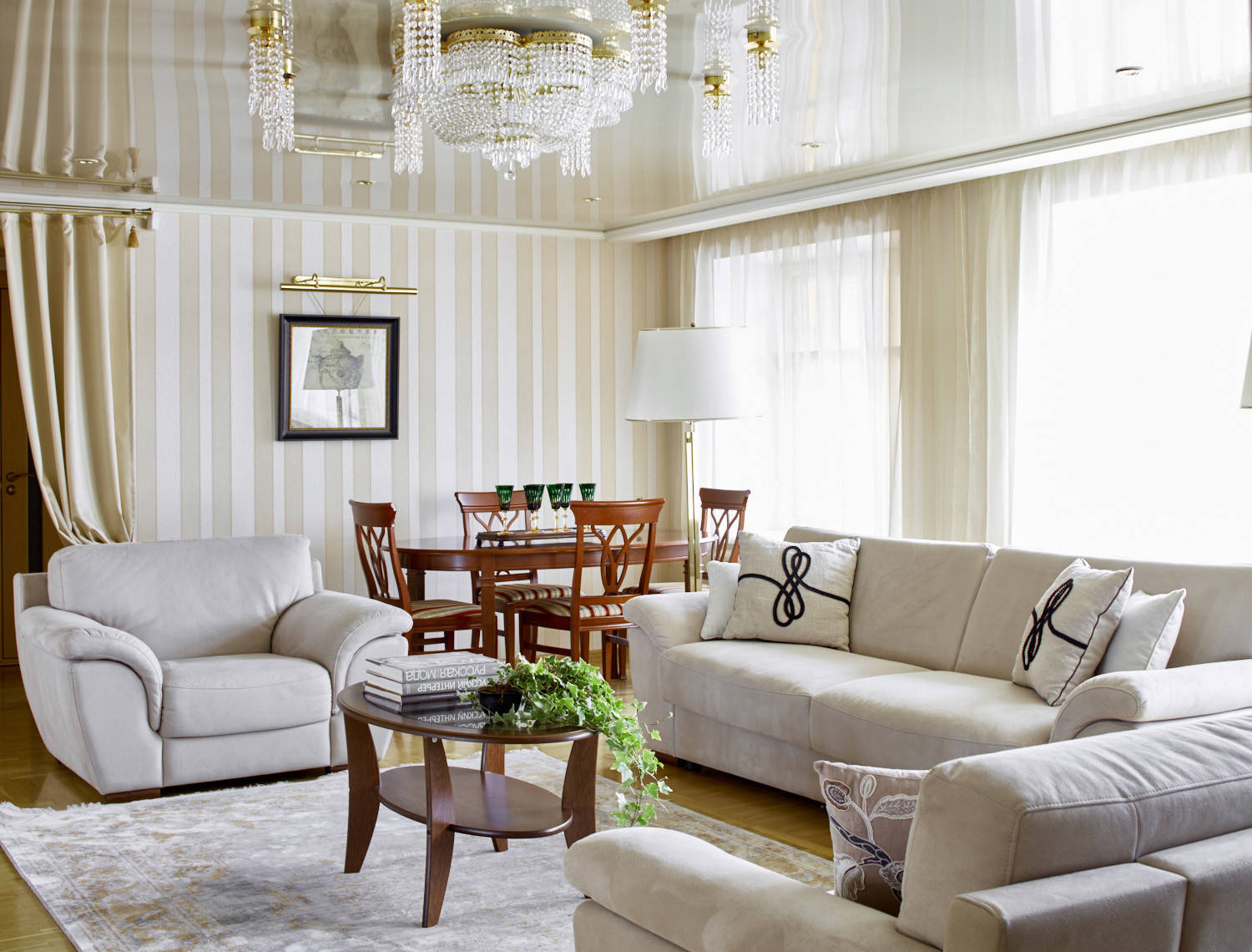 白いおしゃれなリビングのインテリア実例画像 21年9月 Houzz ハウズ