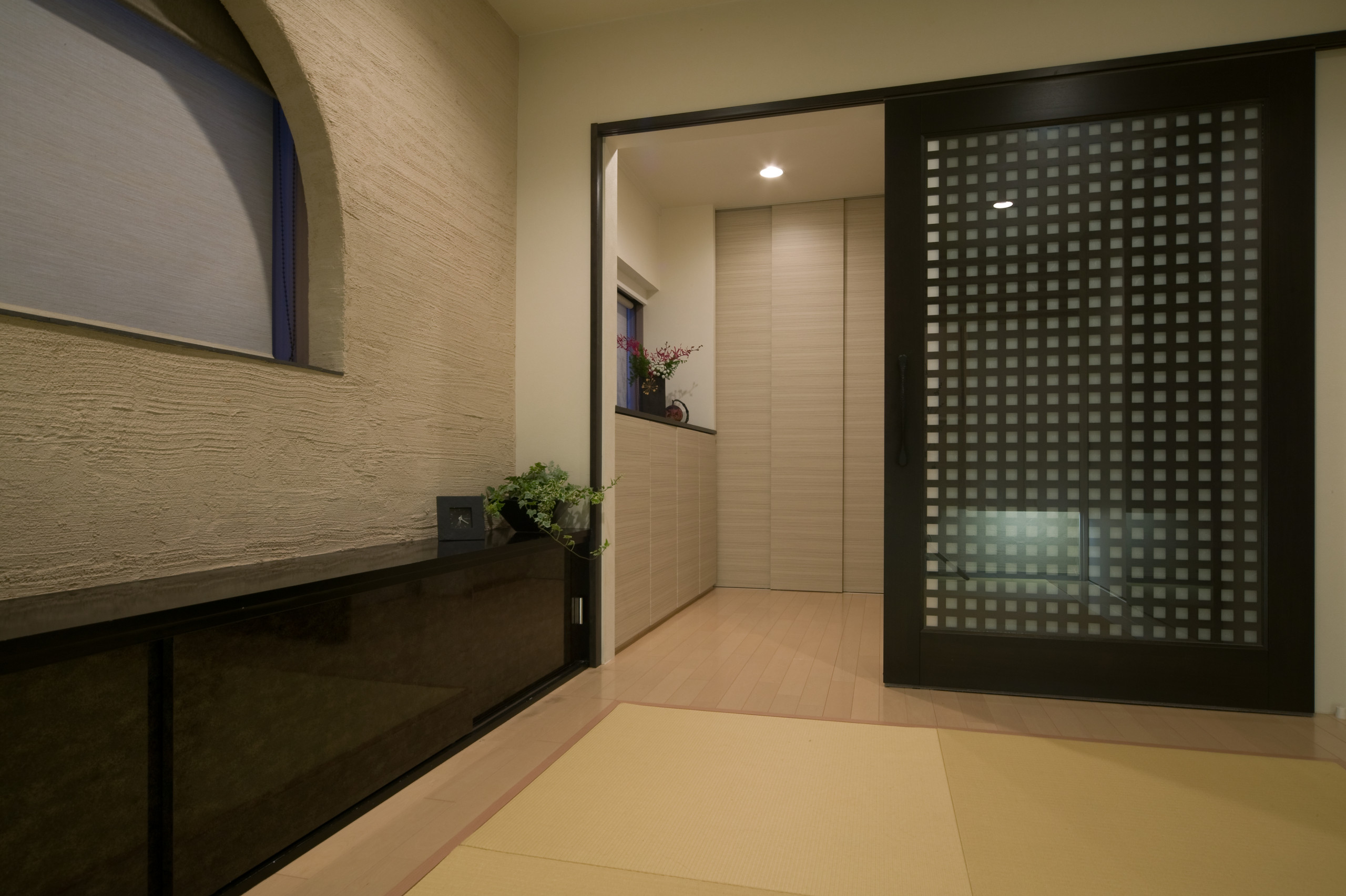 デザイン収納の多い モダン和室のある家 Japanese Closet Tokyo By Machiko Kojima Produce Houzz