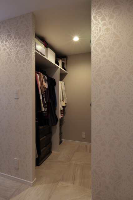 モノトーンを基調にしたシンプルモダンな家 Modern Living Room Tokyo By 株式会社空間構成 Houzz Uk