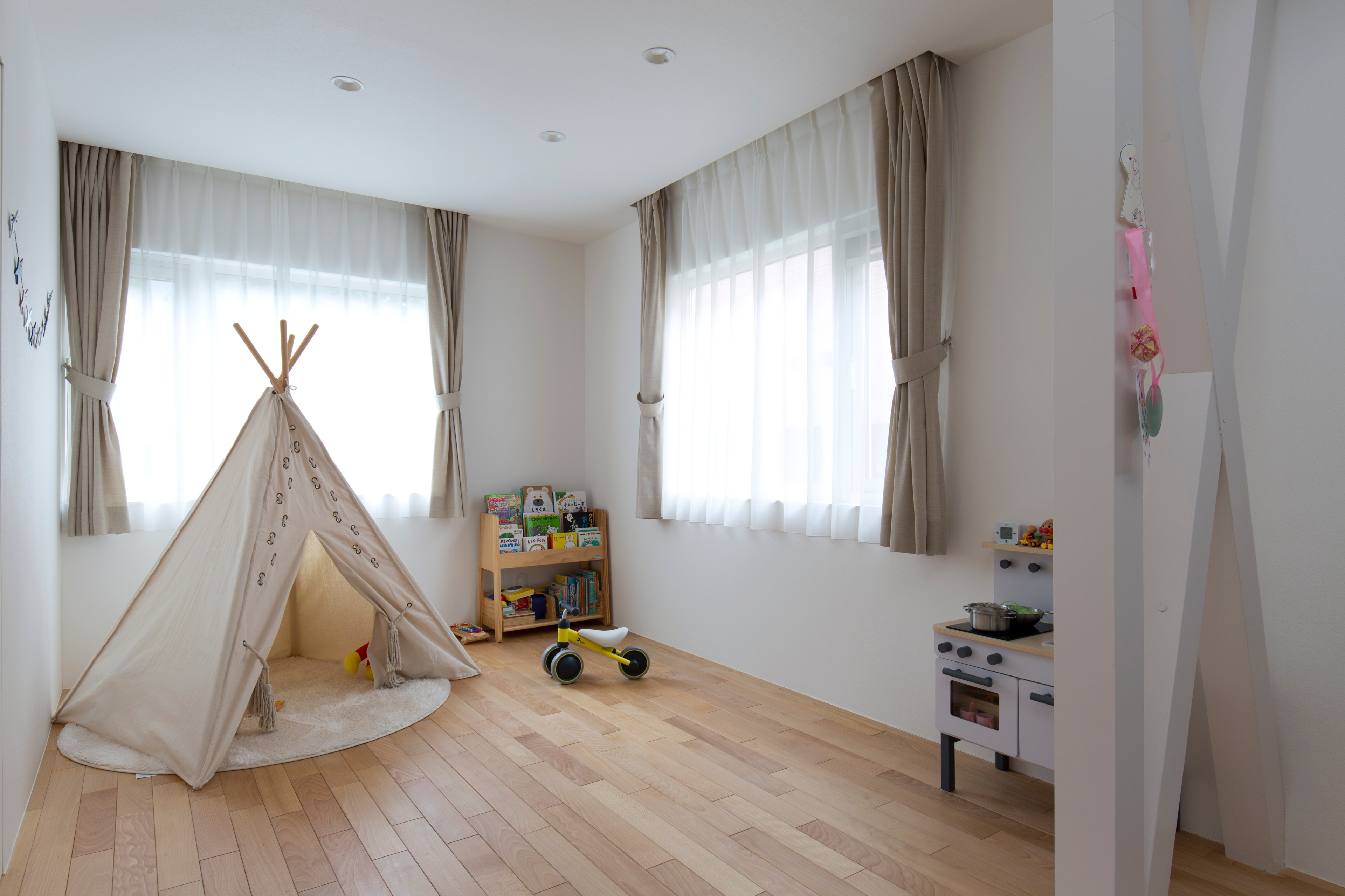 北欧スタイルのおしゃれな子供部屋のインテリア画像 21年10月 Houzz ハウズ