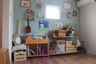 壁紙 クロスのリノベーションペイント Style Diyペンキ Nordico Dormitorio Infantil Otras Zonas De ニッペホームオンライン Houzz