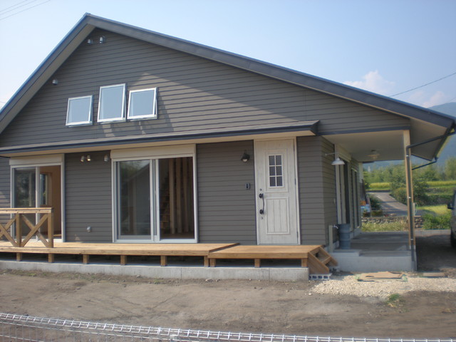 あこがれのログハウス風の家 Farmhouse Exterior Other By あしすと設計 Houzz あこがれのログハウス風の家 Farmhouse Exterior Other By あしすと設計 Houzz