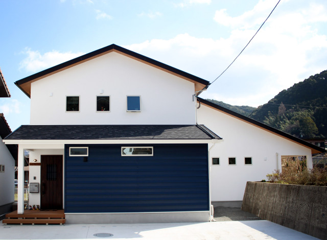 アメリカンビンテージスタイル Modern House Exterior Other By 有限会社喜々津ホーム Houzz Uk