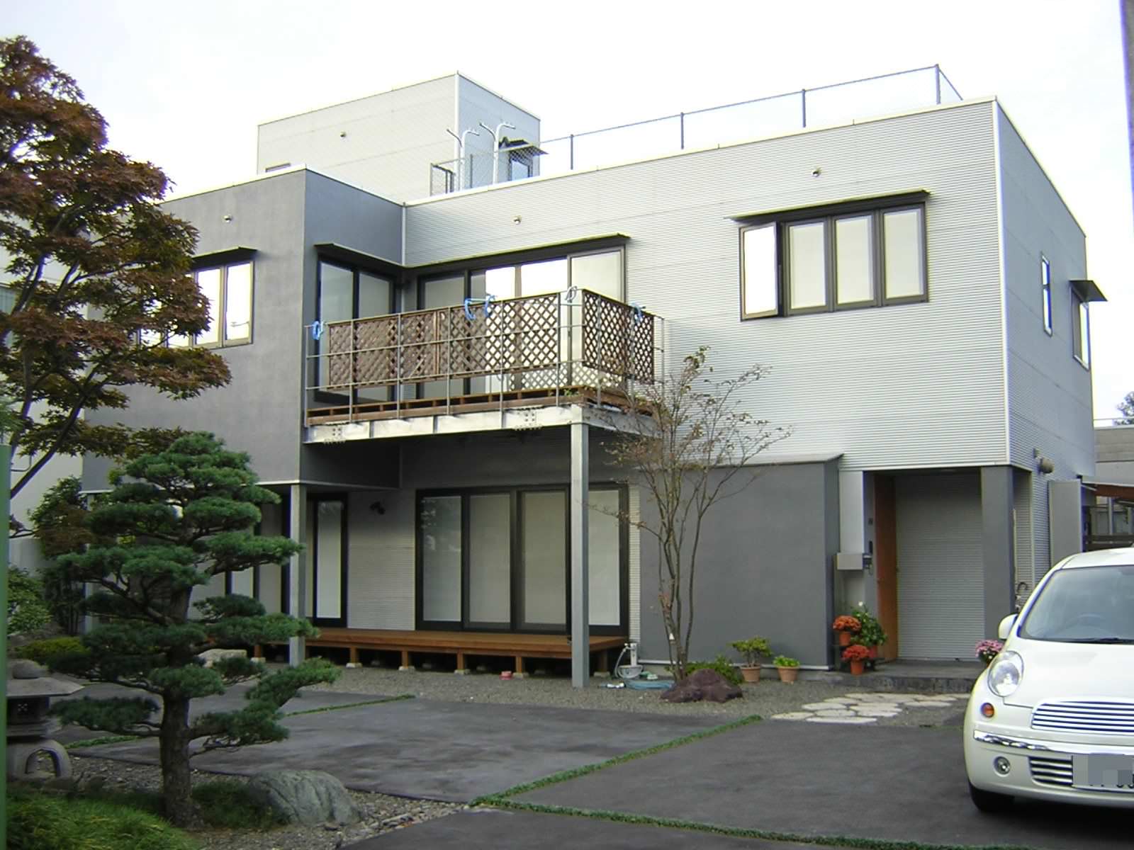 ガルバリウムトタン外壁の家 Industrial Exterior Other By アース建築工房 Houzz