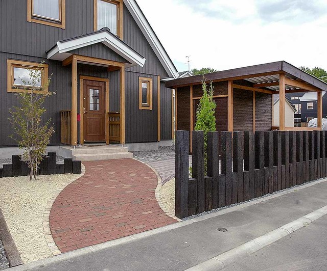 スエーデンハウスの外構 American Traditional Exterior Other By トカチのカタチ 庭十勝 Houzz スエーデンハウスの外構 American Traditional Exterior Other By トカチのカタチ 庭十勝 Houzz