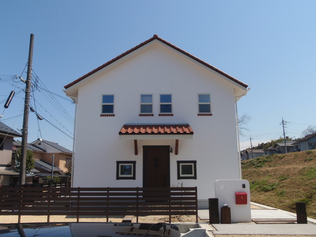 ナチュラルフレンチのかわいい家 カントリー 家の外観 他の地域 Home Craft M 株式会社 宮本組 Houzz ハウズ