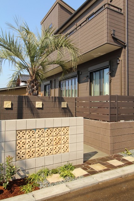 バリのホテルを彷彿とさせるリゾート風外構 Coastal Exterior Other By 株式会社ボックスウッド Houzz