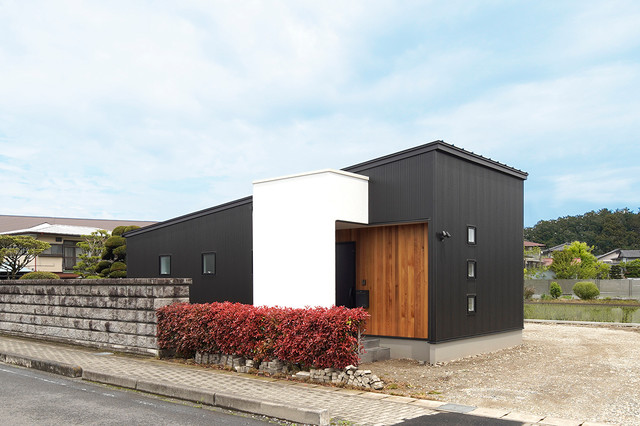 メンズライクなインダストリアルテイストの平屋 Industrial Fachada Otras Zonas De ユーディーホーム株式会社 Houzz メンズライクなインダストリアルテイストの平屋 Industrial Fachada Otras Zonas De ユーディーホーム株式会社 Houzz