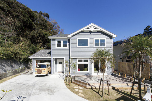 ライフスタイルを楽しむアメリカンガレージハウス Bord De Mer Facade Faubourg De Tokyo Par 株式会社コグマホーム Houzz