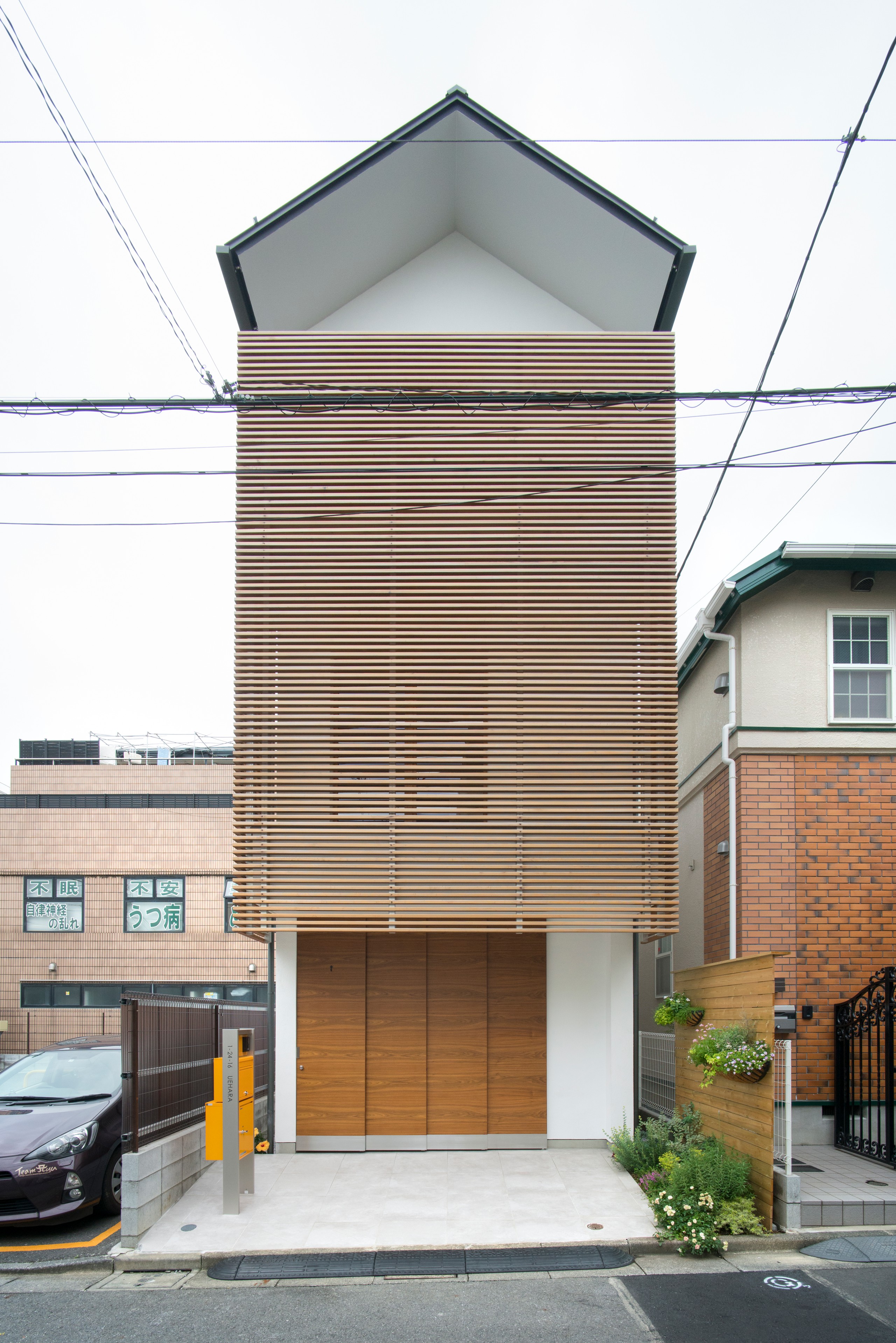 小さいおしゃれな家の外観の画像 21年11月 Houzz ハウズ 小さいおしゃれな家の外観の画像 21年11月 Houzz ハウズ