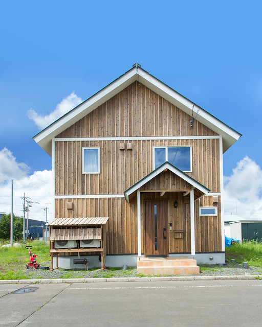 休日も家で遊びたくなる木のぬくもりが詰まった家 カントリー 家の外観 他の地域 サイエンスホーム Houzz ハウズ