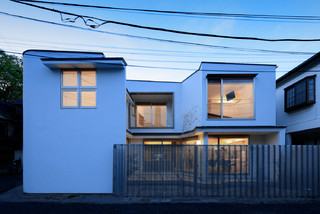 休符の家 Rc円弧壁 木造で耐震の新しいカタチ Contemporary Exterior Tokyo Suburbs By 長谷川建築デザインオフィス Hasegawadesign Houzz