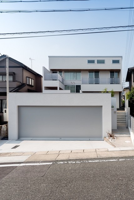 住宅街に地下防音部屋を設けた日々音楽に満ちた4層の家 Contemporary Exterior Nagoya By A Gallery アールプランナー Houzz