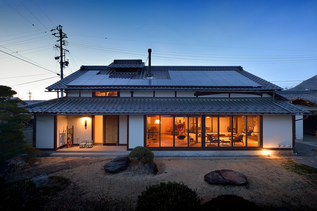 古民家リノベ Asiatique Facade Autres Perimetres Par Hucos Houzz