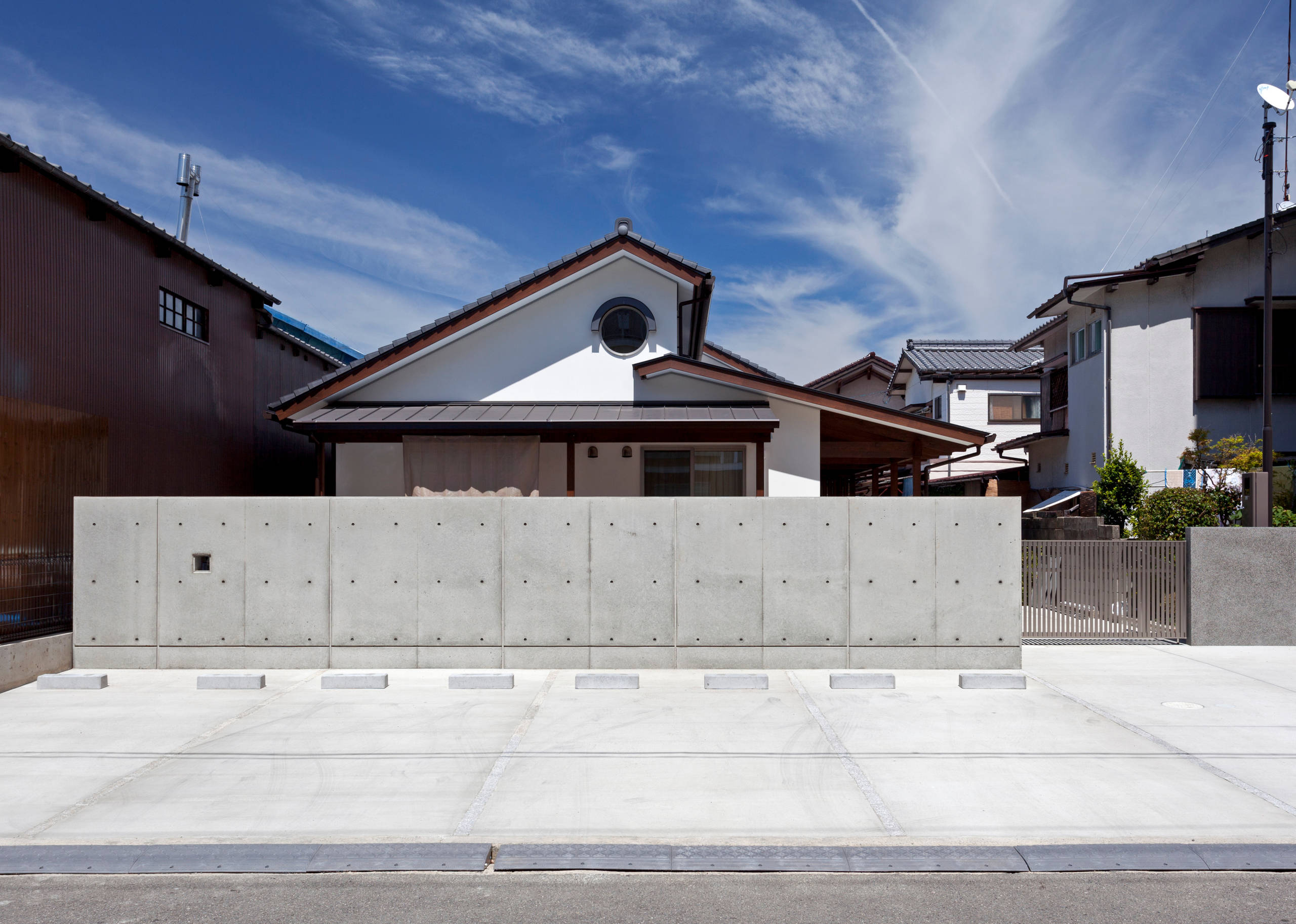和モダン平屋 Japanese Exterior Other By 健康志向 特化 トス設計 Houzz
