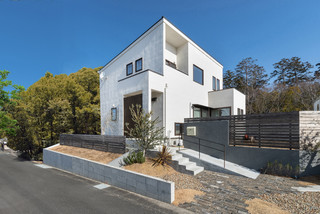 おしゃれな家の外観の画像 21年7月 Houzz ハウズ