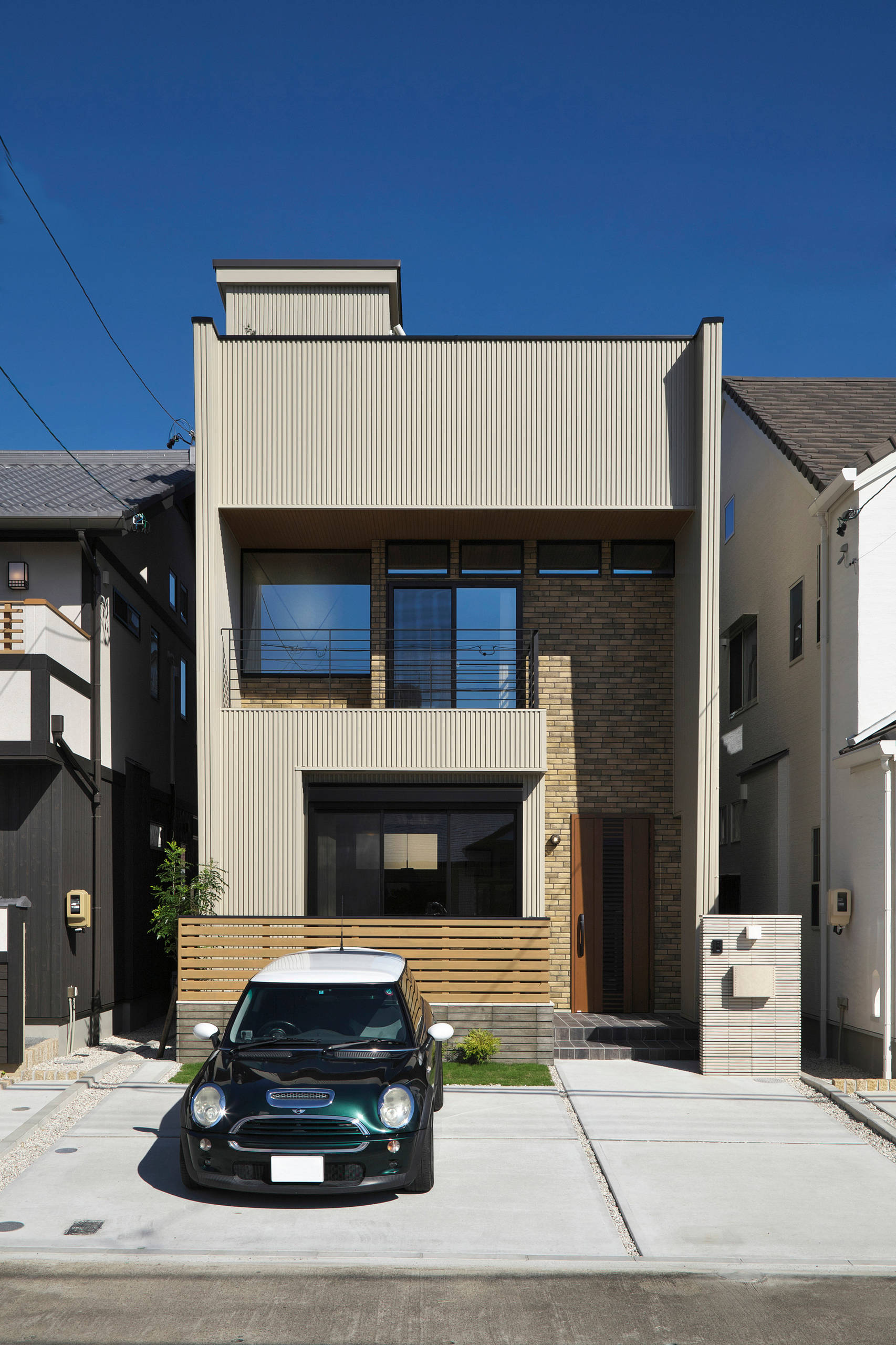 おしゃれな家の外観の画像 21年10月 Houzz ハウズ