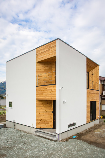 山梨県都留市古川渡の家 ホテルライクハウス Modern Exterior Other By House 株式会社未来建築工房 注文住宅事業部 Houzz