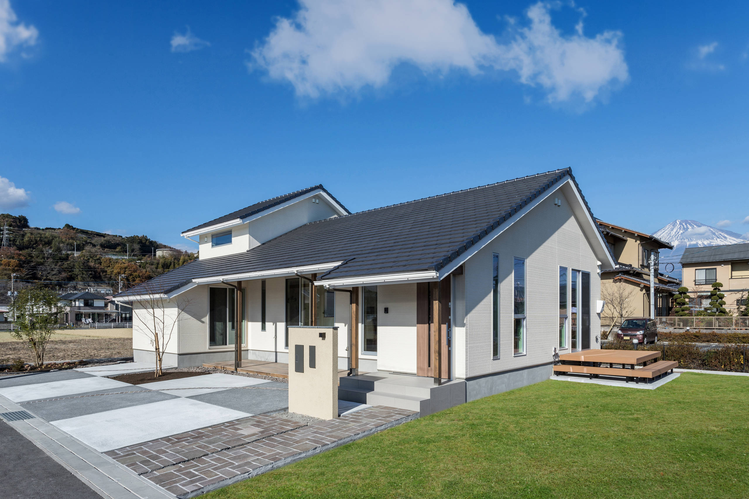 おしゃれな和風の平屋の画像 21年9月 Houzz ハウズ