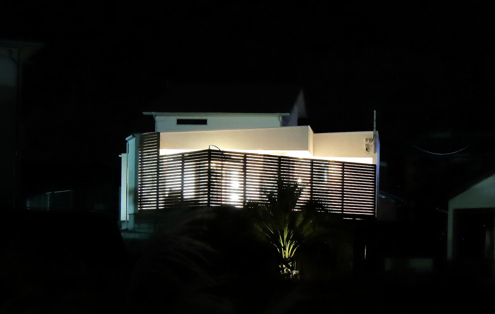 暗闇に光と家族のあたたかさ溢れる家 Exterior Other By 有限会社喜々津ホーム Houzz