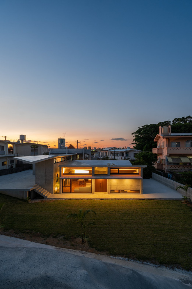 沖縄市松本の住宅 Asian Exterior Kyoto By 株式会社一級建築士事務所studio Monaka Houzz