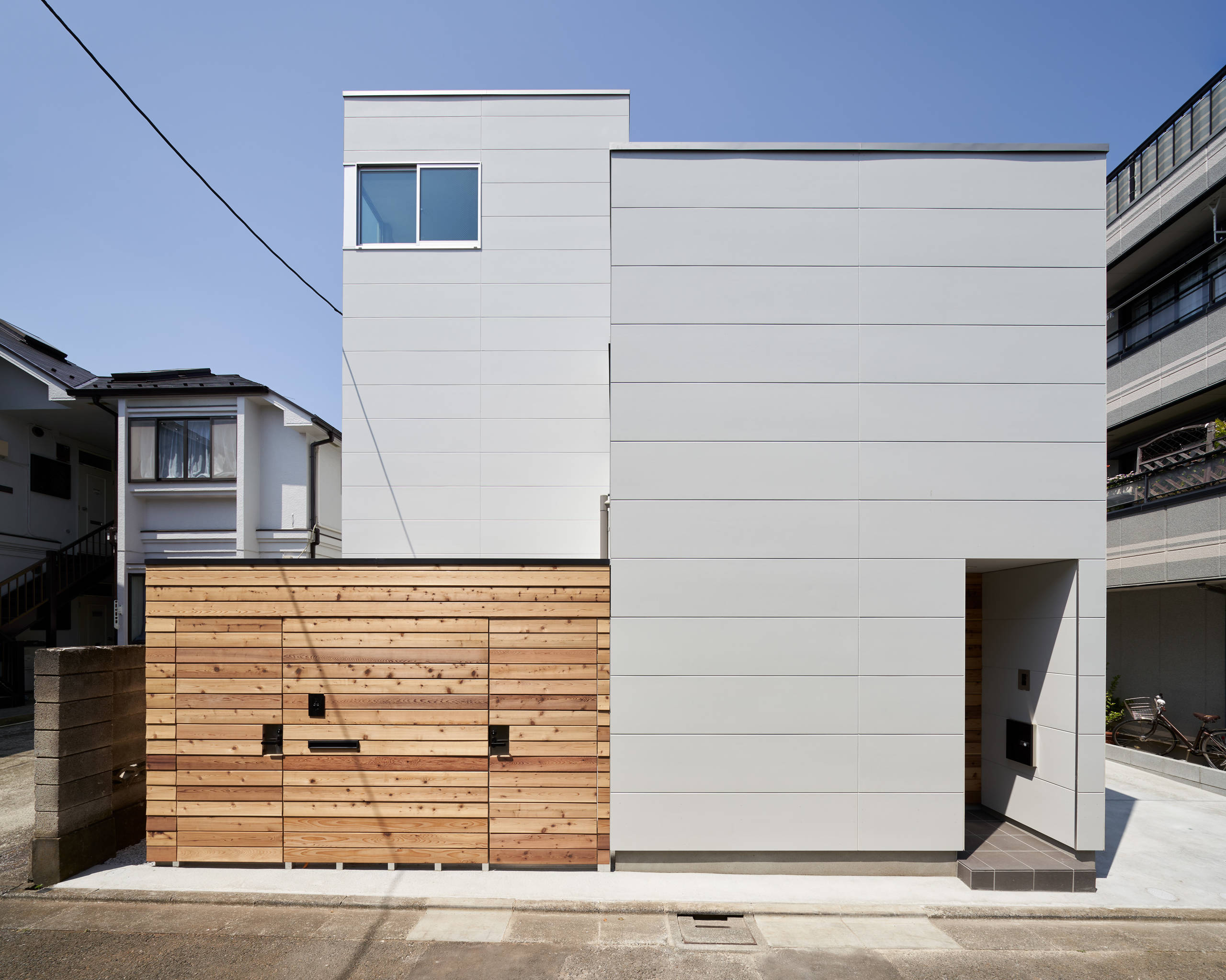 おしゃれな家の外観 混合材サイディング の画像 21年9月 Houzz ハウズ