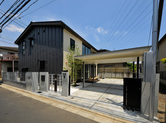 玄関ピロティ Moderne Facade Faubourg De Tokyo Par 野原建築設計事務所 Houzz