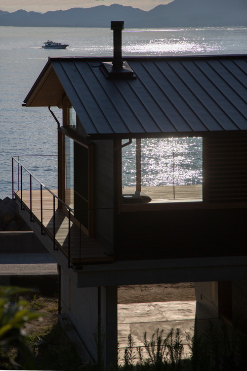 日常から非日常へいざなう大人の隠れ家 田浦の週末住宅 Houzz ハウズ