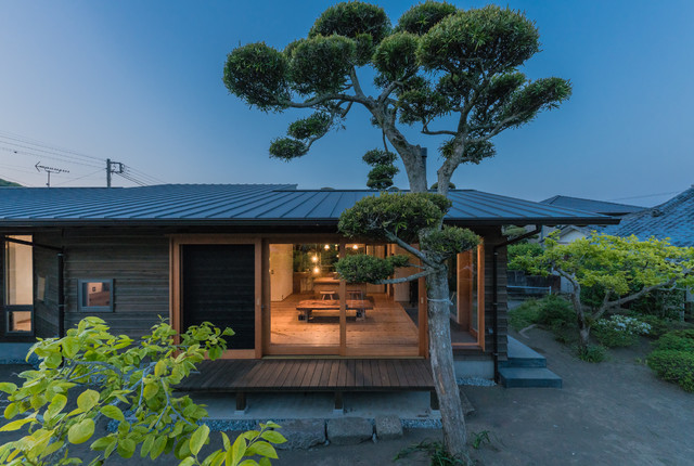 白子の家 Moderne Facade Autres Perimetres Par 野口修一 野口修アーキテクツアトリエ