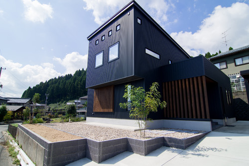 シックでモダンな黒い外観の家 30選 Houzz ハウズ