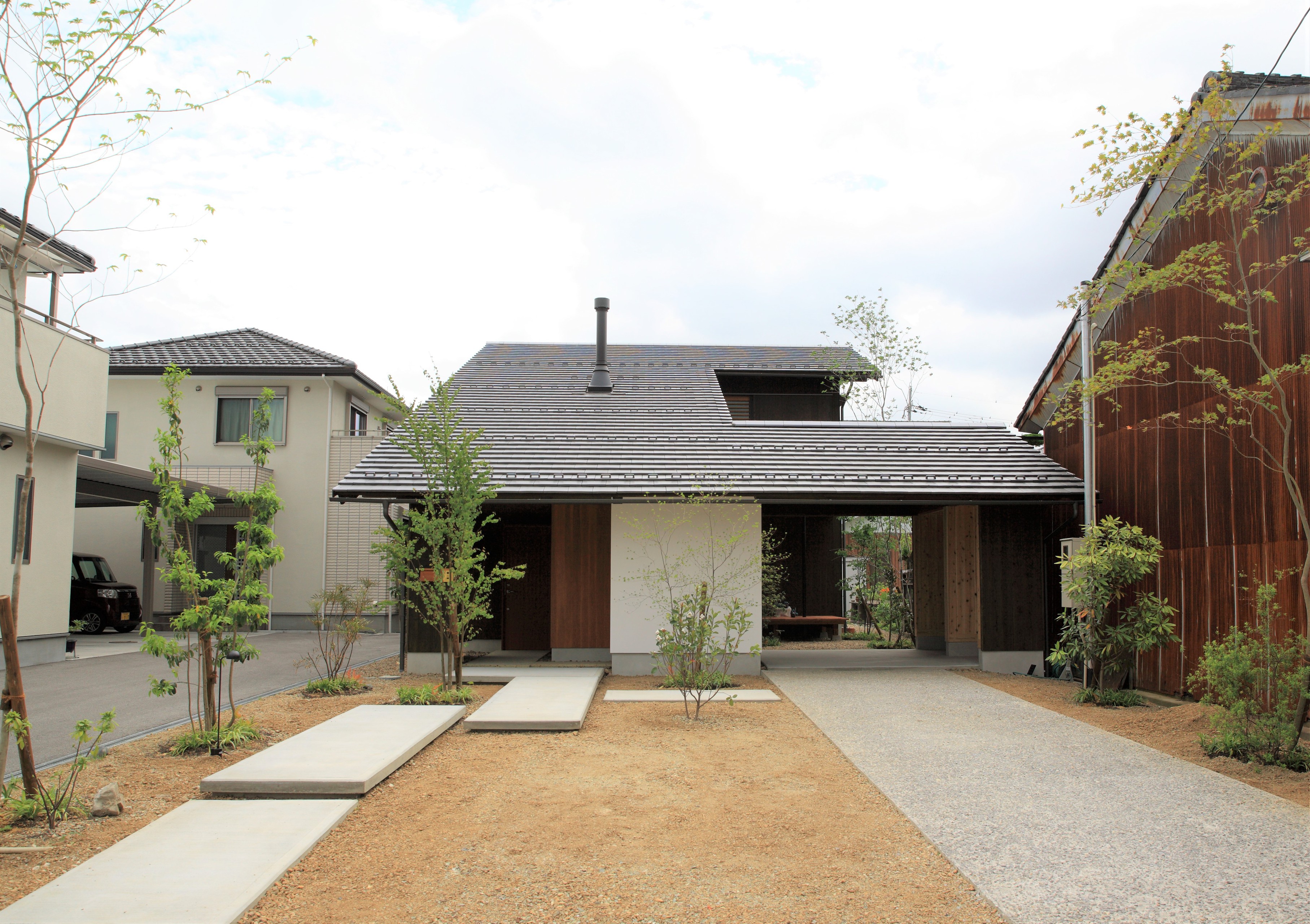 おしゃれな和風の家の外観の画像 21年10月 Houzz ハウズ おしゃれな和風の家の外観の画像 21年10月 Houzz ハウズ