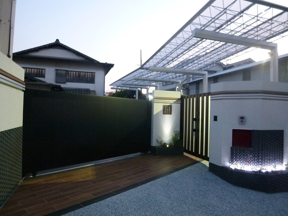 豪邸の外構に輝き 株式会社リーフユニティ 奈良県ｆ様邸 Asian Exterior Tokyo Suburbs By Proの庭照明 ライティングマイスター Houzz