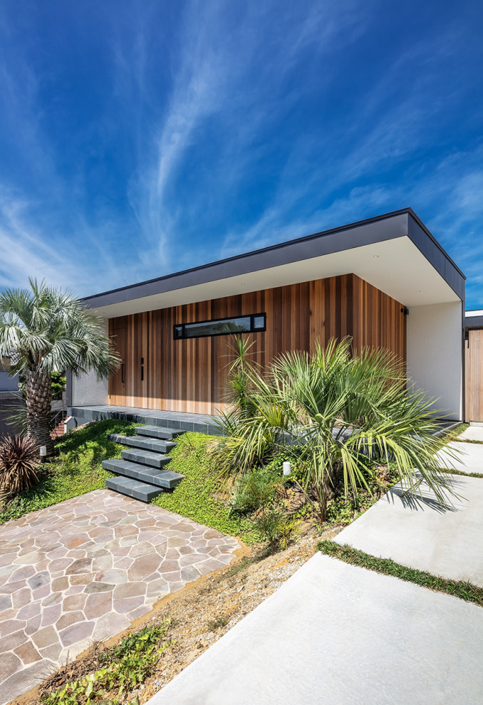 超絶 リゾートプールハウス 大阪府和泉市 Contemporary Exterior By 近藤晃弘建築都市設計事務所 Akihiro Kondo Architecture Houzz