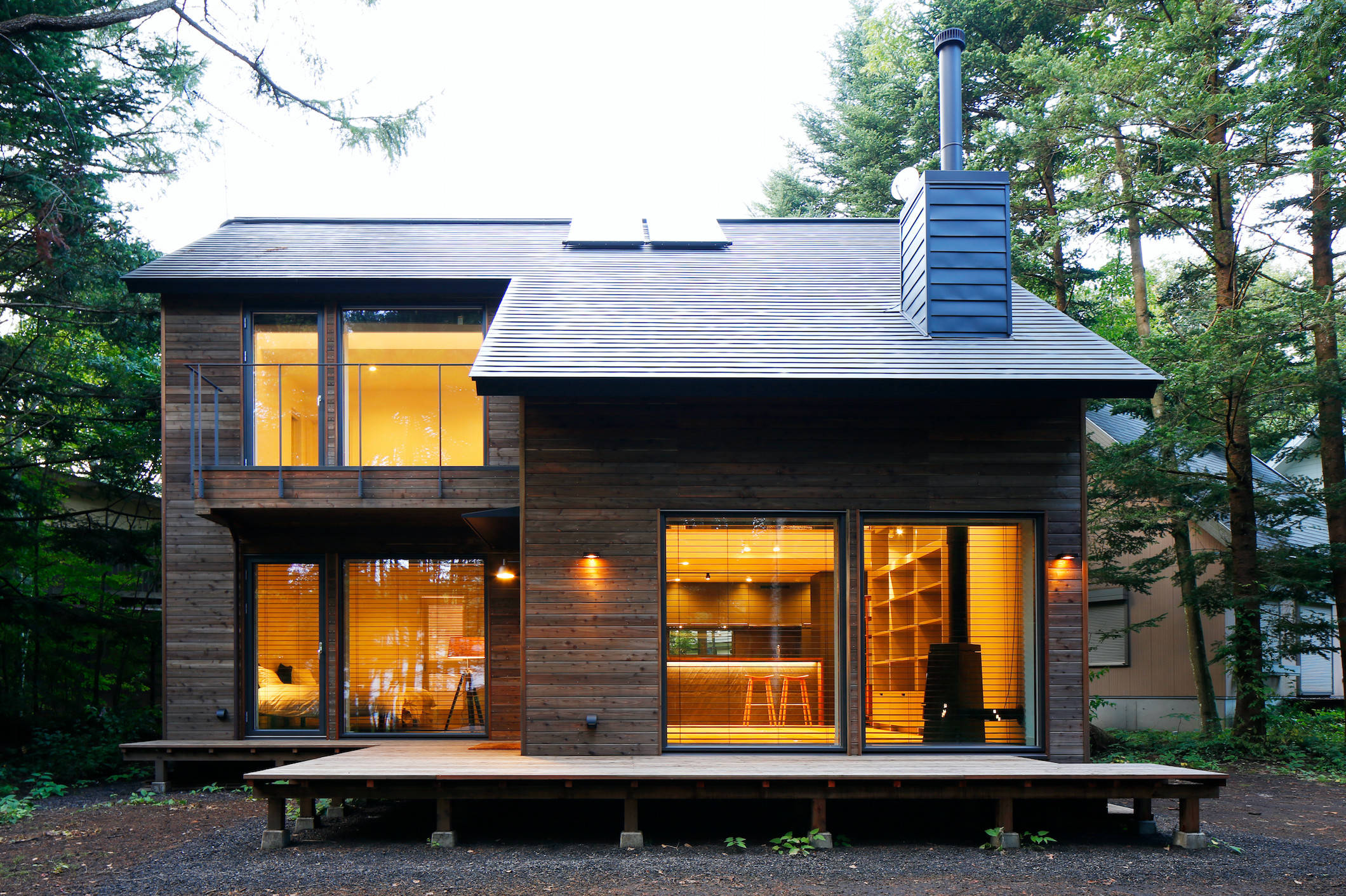 おしゃれな北欧スタイルの家の外観の画像 21年10月 Houzz ハウズ