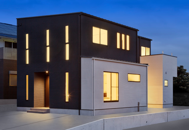 開放的にプライベートを寛ぐラグジュアリーモダン Contemporary Exterior Other By 納得住宅工房株式会社 Houzz