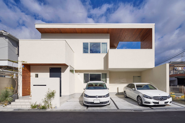 ６間口南向きを活かした 空を切り取る軒の家 Moderne Facade Autres Perimetres Par 株式会社タイコーアーキテクト Houzz